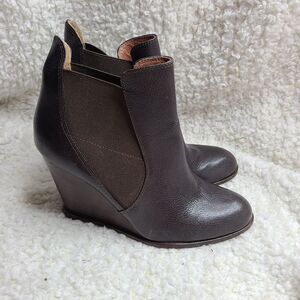 Corso Como Brown ‘Lexy’‎ Wedge Bootie sz 8.5